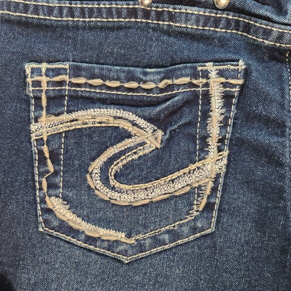 Y2K Girls Shorts with Embroidery & Rhinestones - Picture 4 of 8